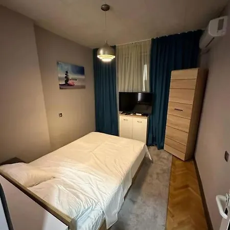 Apartment Budget Double Center *